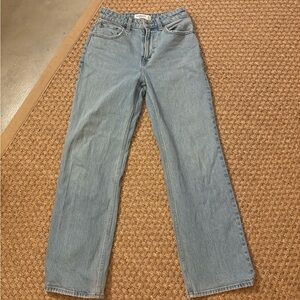 Abercrombie & Fitch 90’s Relaxed Straight Leg Jeans